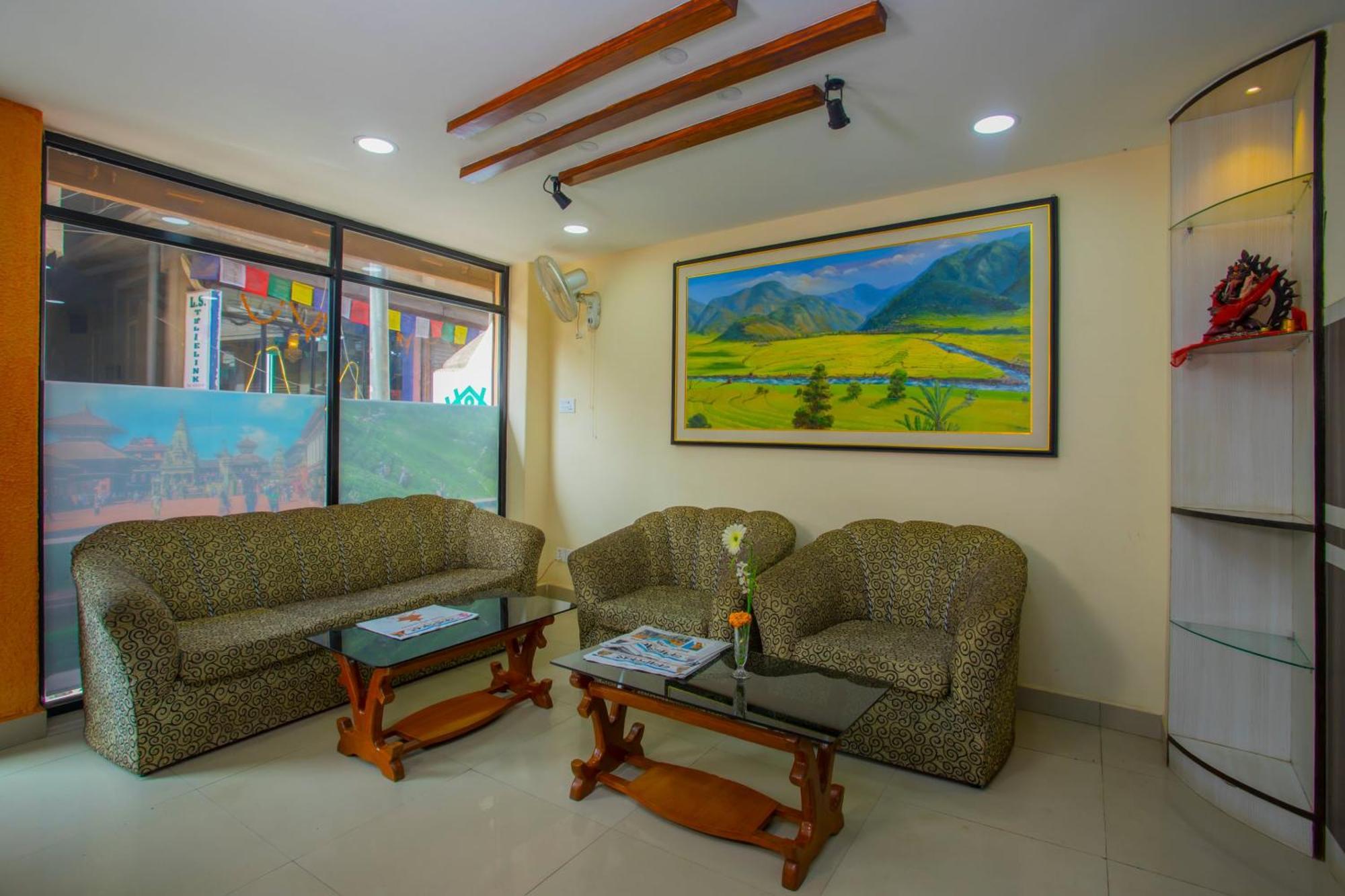 Oyo 297 Hotel Aayam Kathmandu Exterior photo